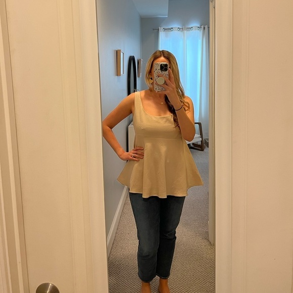 Women’s Pomander Place Tan Peplum Top Size Large | EUC - Picture 5 of 9